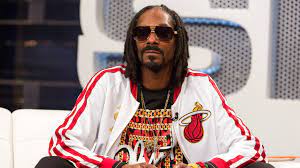 Snoop Dogg's NFTs Offer Virtual Tours