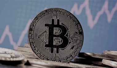 Bitcoin's recent sharp decline to $26.1k sent shockwaves through the crypto market